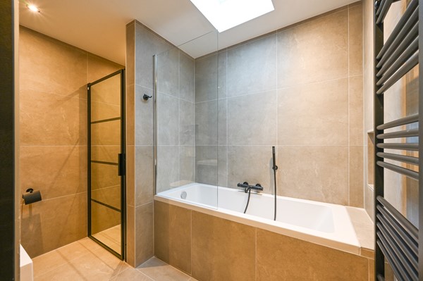 Medium property photo - Oog In 'T Zeilstraat, 2512 CC Den Haag